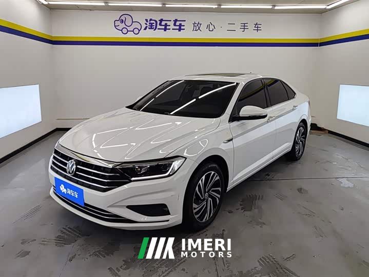 Volkswagen Sagitar 280TSI DSG Flyover Edition