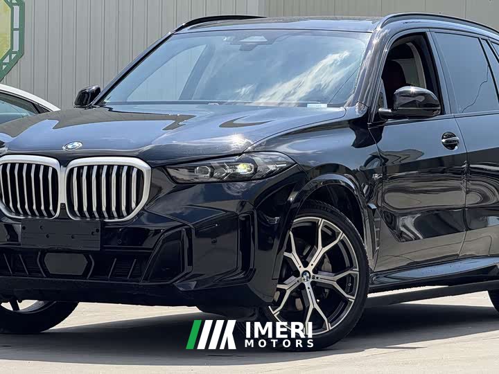 BMW X5 xDrive 30Li Exclusive M Sports Night Package