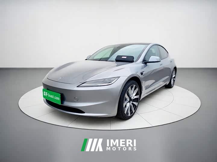 Tesla Model 3 Long Range RWD