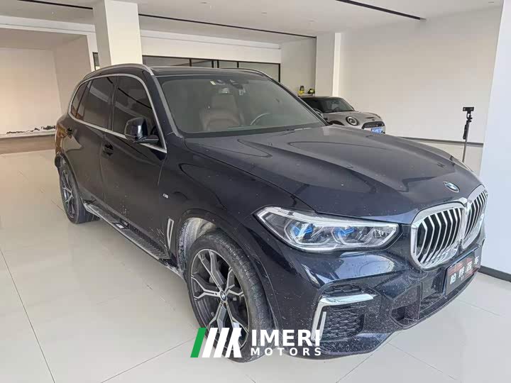 BMW X5 2022 facelift xDrive 40Li exclusive M sports package