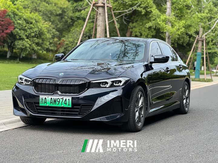 BMW i3 eDrive 35 L