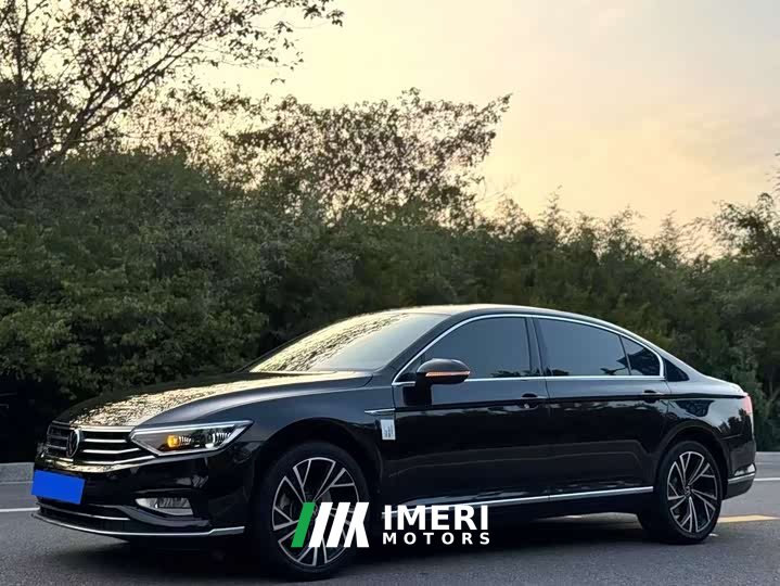 Volkswagen Magotan 2021 330TSI DSG 30th Anniversary Edition