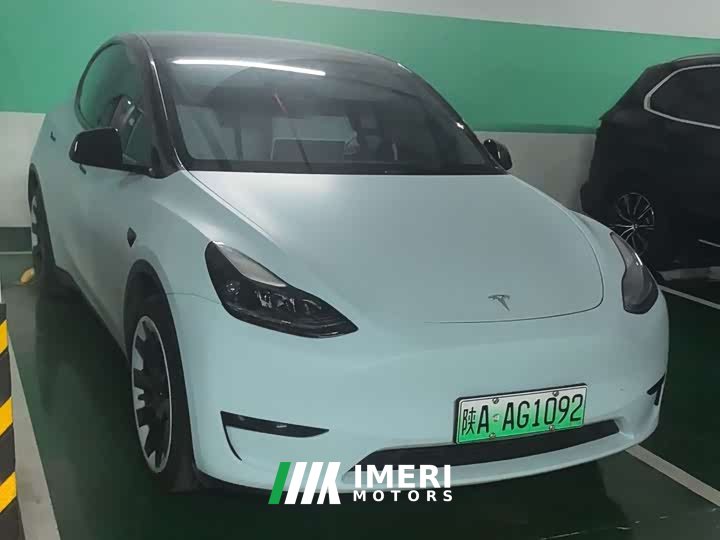 Tesla Model Y rear-wheel drive version