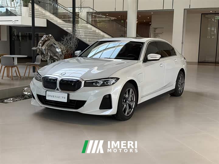 BMW i3 eDrive 35 L