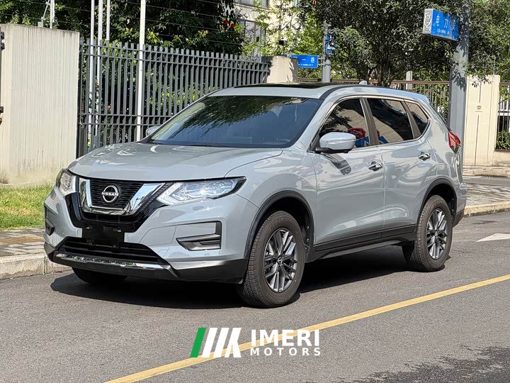 Nissan X-Trail Honor 2.0L 2WD Leading Edition