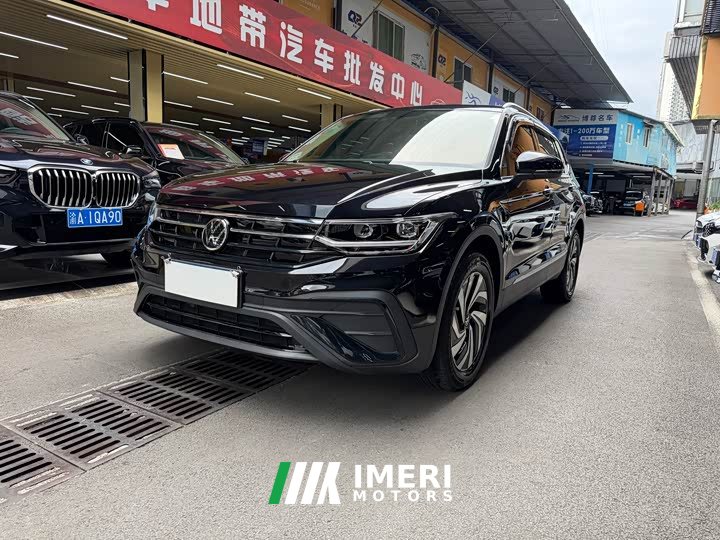 Volkswagen Tiguan L Outstanding 300TSI Automatic Two-wheel Drive Dragon Edition