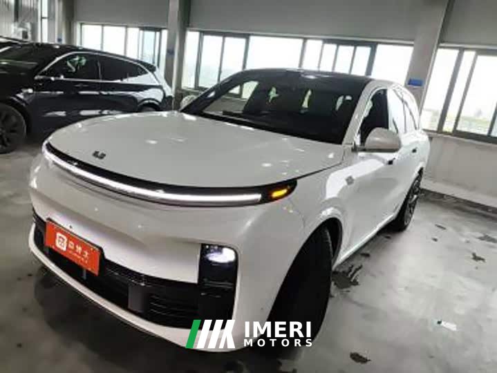 Li Auto Ideal L8 Ultra smart refresh version