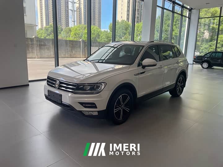 Volkswagen Tiguan L 330TSI automatic two-wheel drive smart version
