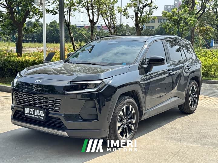 Lynk & Co Wilanda 2.0L Intelligent Electric Hybrid Dual Engine PRO