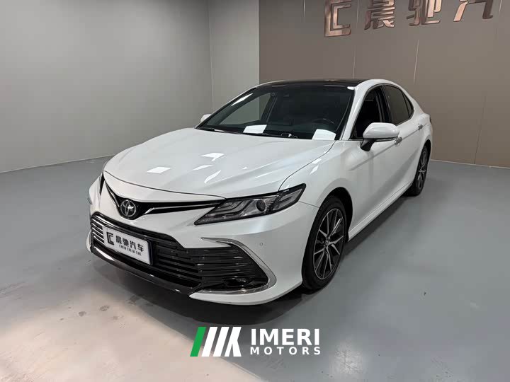 Toyota Camry 2021 2.5G Deluxe Edition