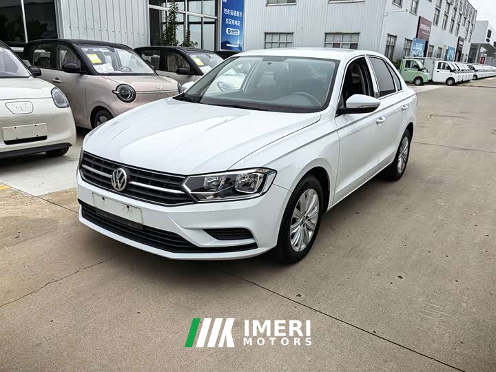 Volkswagen Bora 1.5L automatic fashion smart connected version