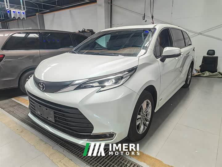 Toyota SIENNA 2024 2.5L Hybrid Comfort Edition