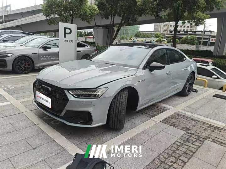 Audi A7L 2024 45 TFSI quattro RS package racing version