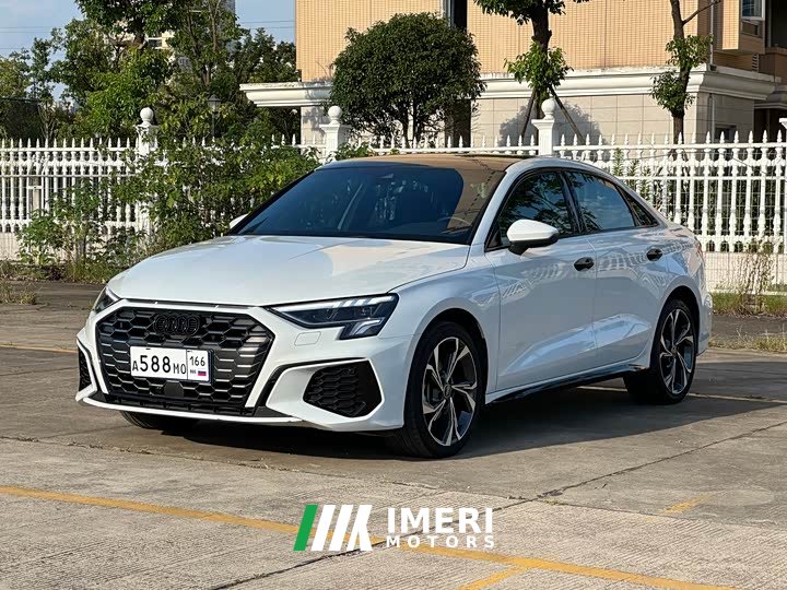 Audi A3 A3L Limousine 35 TFSI Luxury Sport