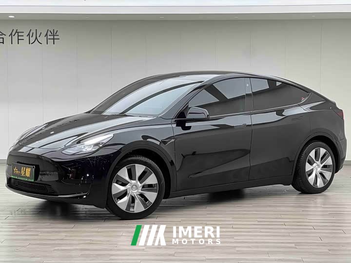 Lexus Y 2022 Refresh RWD