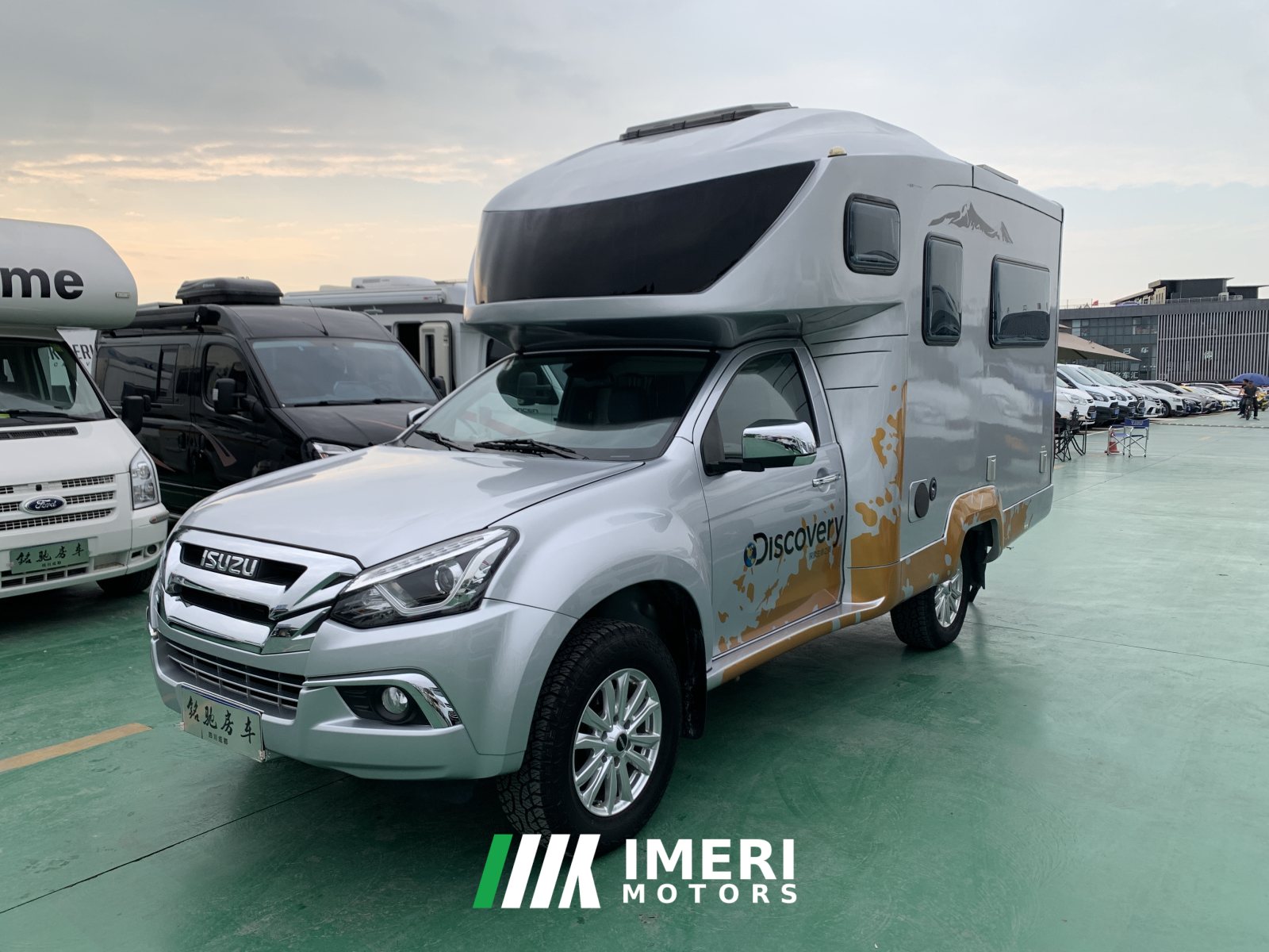 Isuzu 22 JMC off-road RV 1.9L