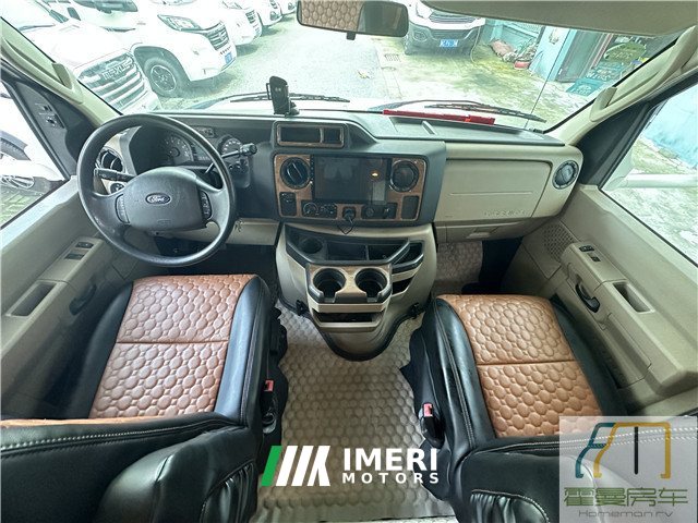 Ford 14 E450 Edition RV 6.8L