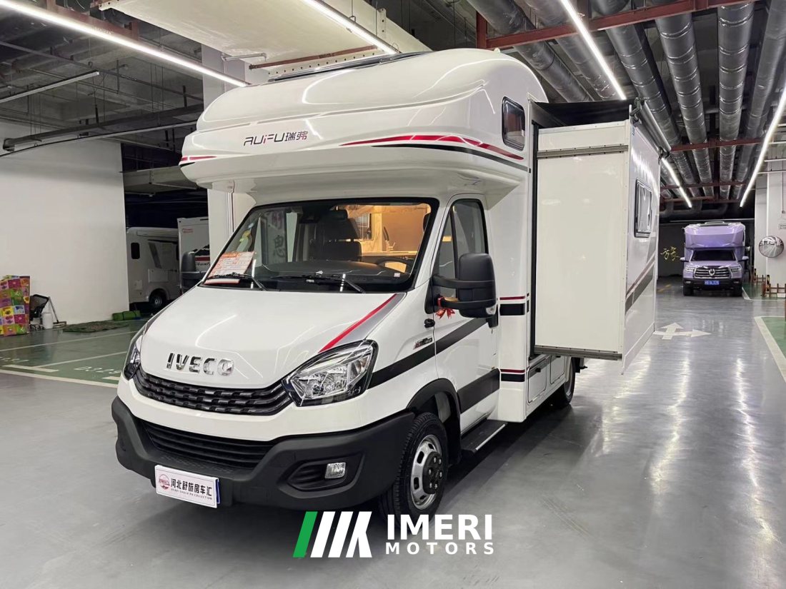 Iveco Ruifu V820 3.0L