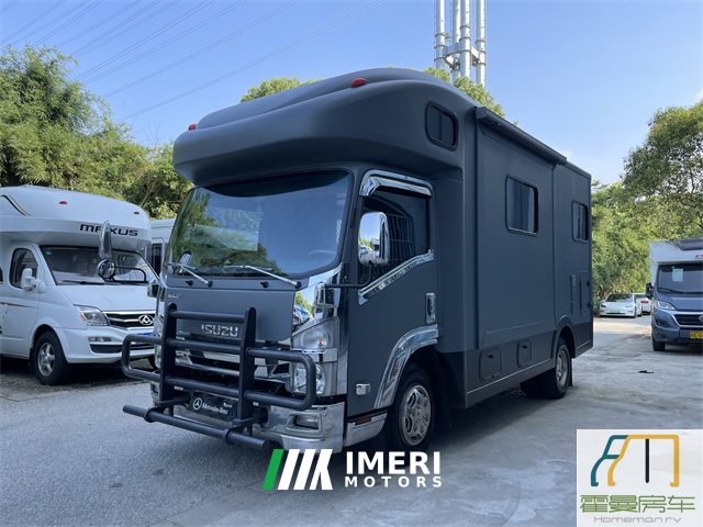 Isuzu 700P C RV 5.2L