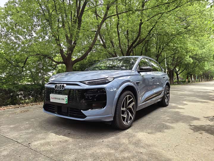 Audi Q6L e-tron 2026 first pilot version