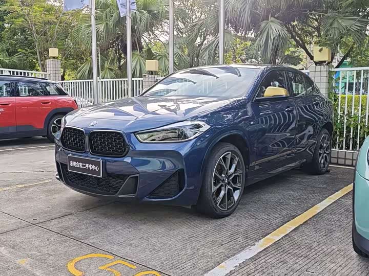 BMW X2 2023 sDrive 25i Sunlight Edition