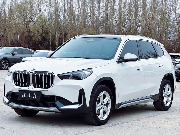 BMW X1 2023 sDrive20Li X-Line