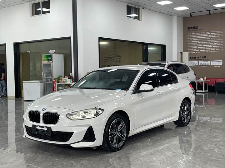 BMW 1 Series 2023 120i M Sports Edition