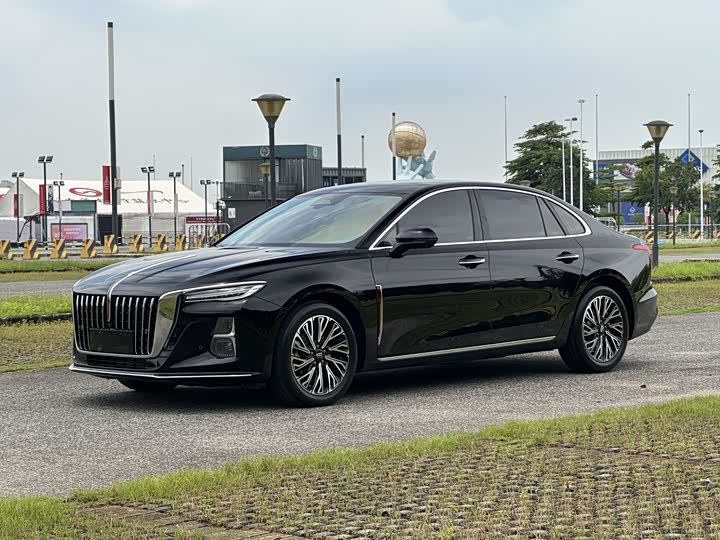 Hongqi H5 2025 2.0T automatic Qichang version