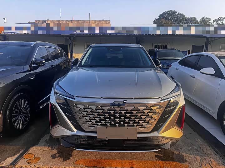 Changan Auchan Z6 2022 Blue Whale 1.5T DCT smart collar model