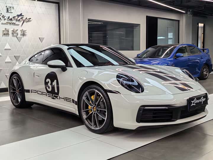 Porsche 911 2023 Carrera 3.0T