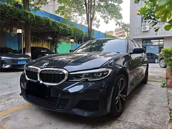 BMW 3 Series 2021 325i M Sports Package