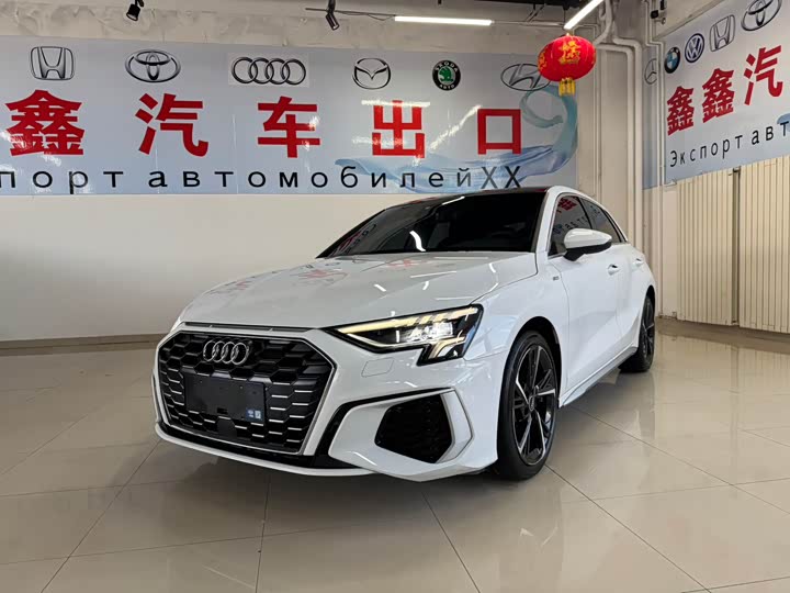 Audi A3 2022 Sportback 35 TFSI stylish and sporty