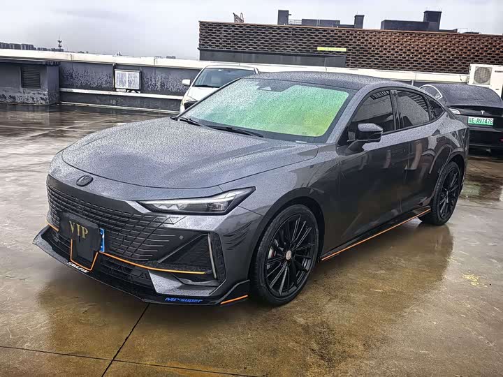 Changan UNI-V 2022 1.5T sports version