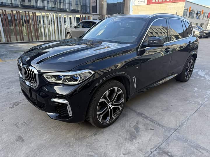 BMW X5 2022 xDrive 40Li Exclusive M Sports Package