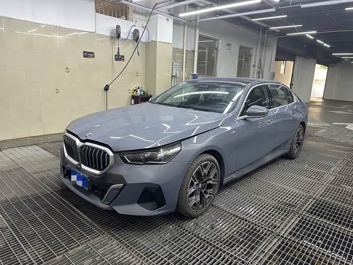 BMW 5 Series 2024 530Li M Sport Luxury Package
