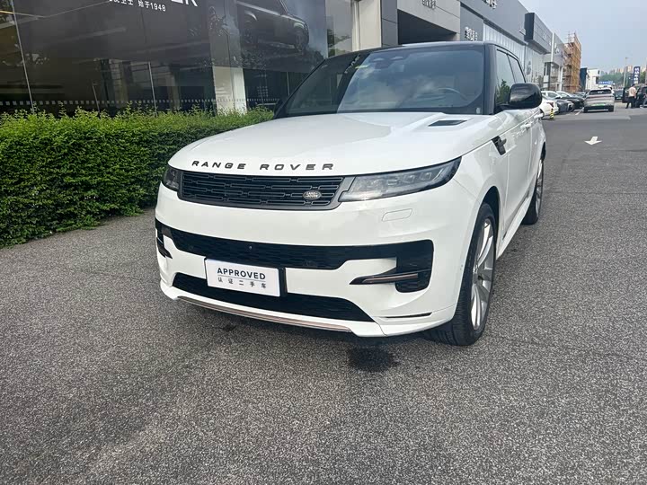 Range Rover Sport 2024 400PS Model Edition