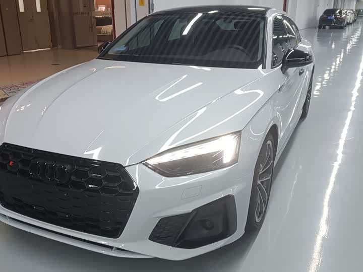 Audi A5 Sportback 2023 40 TFSI quattro Luxury Dynamic