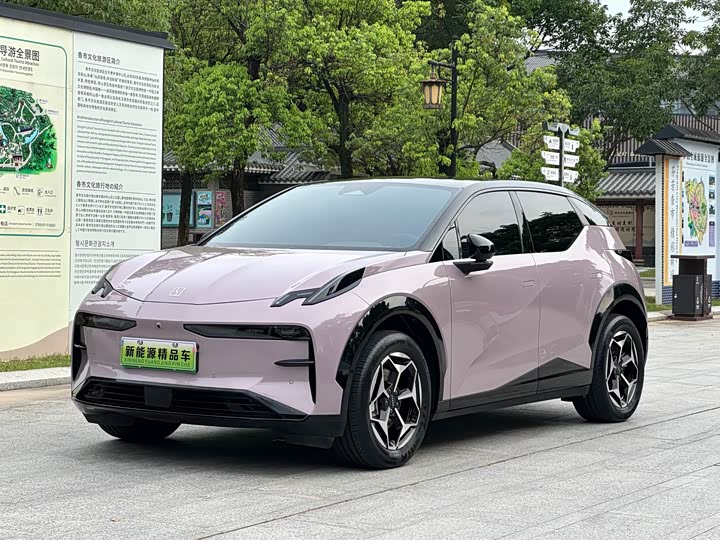 Jikrypton X 2025 five-seater rear-wheel drive version