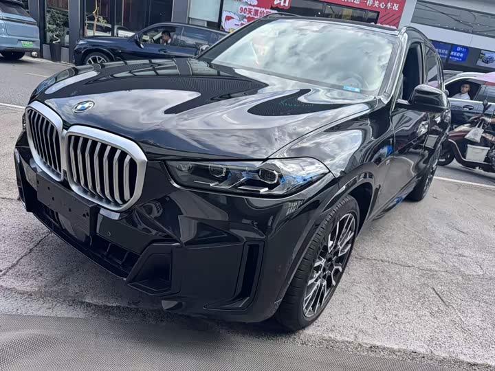BMW X5 2023 xDrive40Li M Sport Night Package
