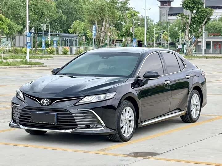 Camry 2023 2.0G Deluxe Edition