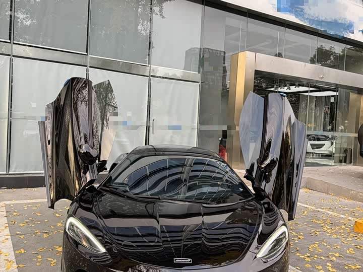 McLaren GT 2022 4.0T standard model