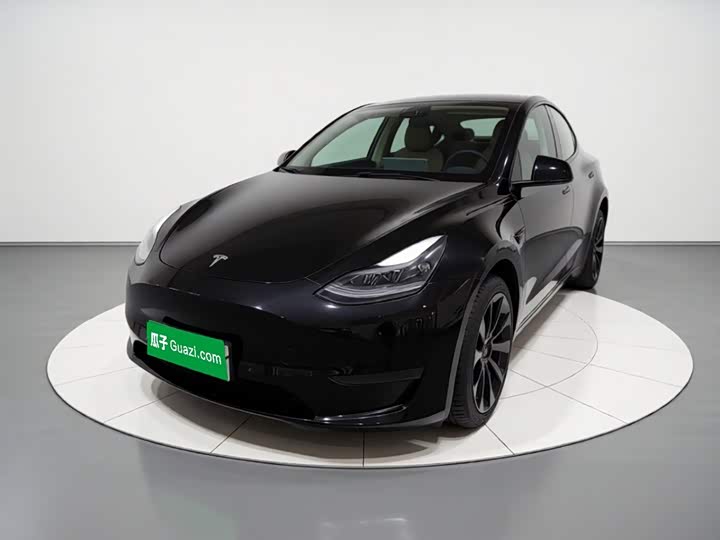 Model Y 2022 rear-wheel drive version
