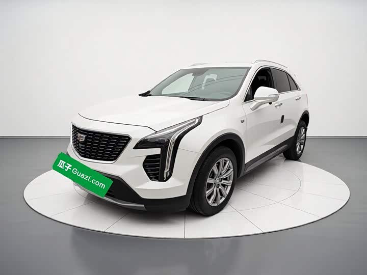 Cadillac XT4 2023 28T FWD Premium Luxury