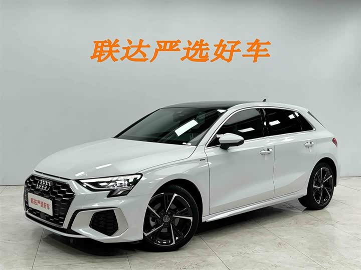 Audi A3 2022 Sportback 35 TFSI stylish and sporty