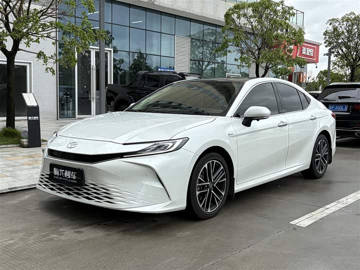 Camry 2024 Shuangqing 2.5HG Premium Edition
