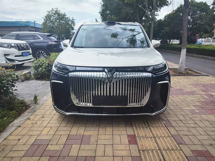 VOYAH Dream 2025 PHEV 4WD Flagship Qiankun Edition