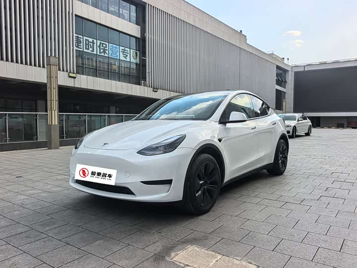 Model Y 2024 rear-wheel drive version
