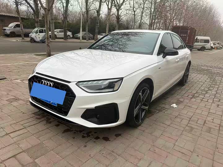 Audi A4L 2024 40 TFSI luxury and dynamic model