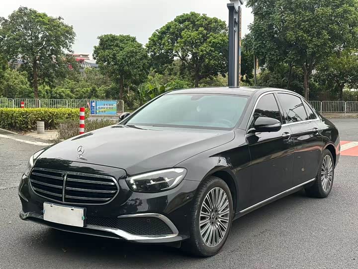 Mercedes-Benz E-Class 2023 E 300 L luxury model
