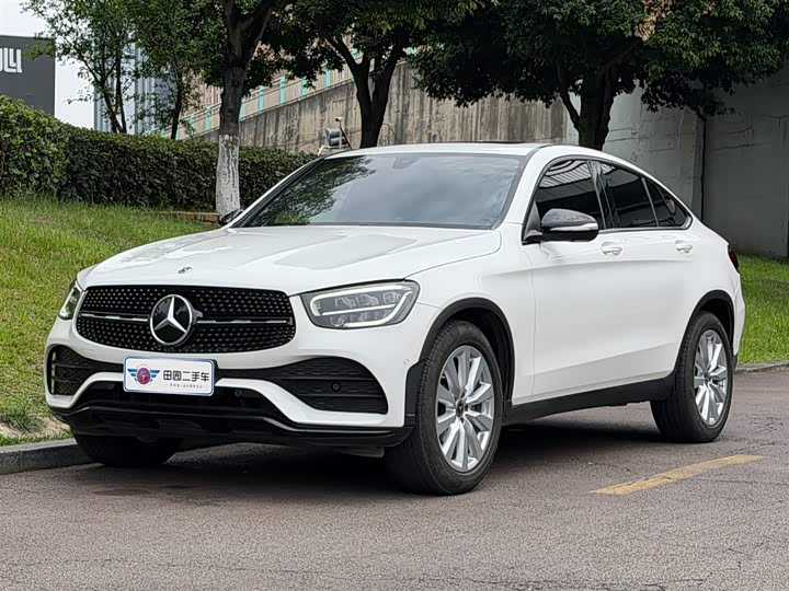 Mercedes-Benz GLC Coupe 2020 GLC 260 4MATIC Coupe SUV